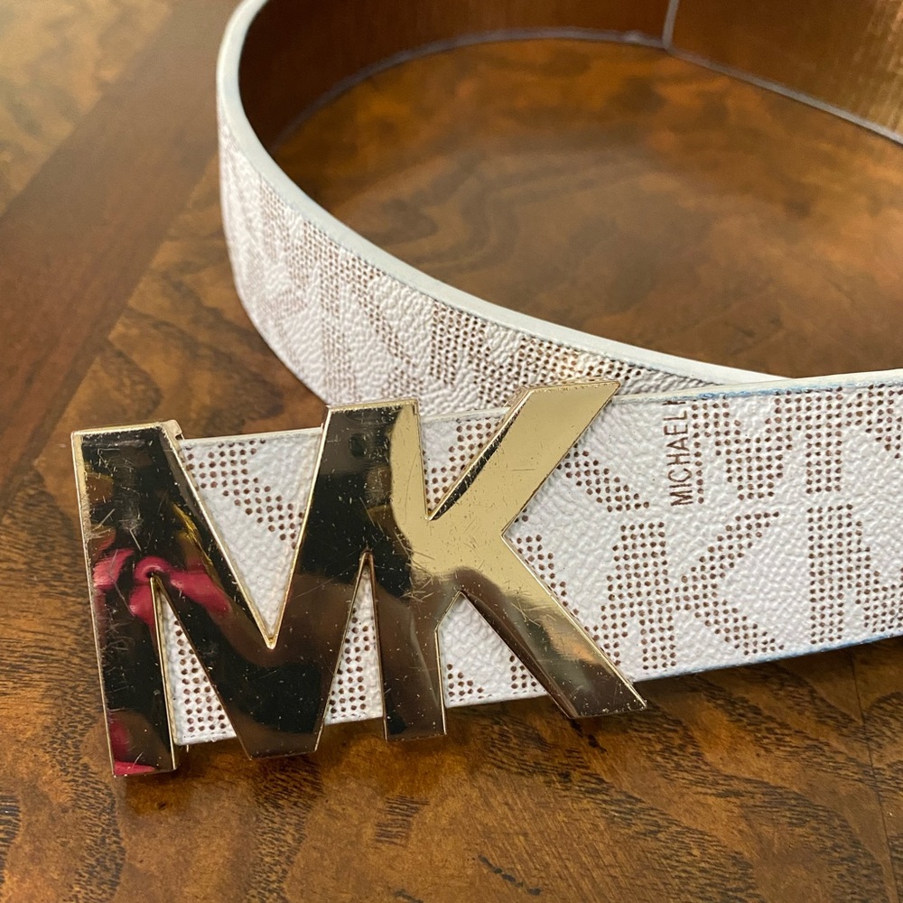Signature M Micheal Kors belt